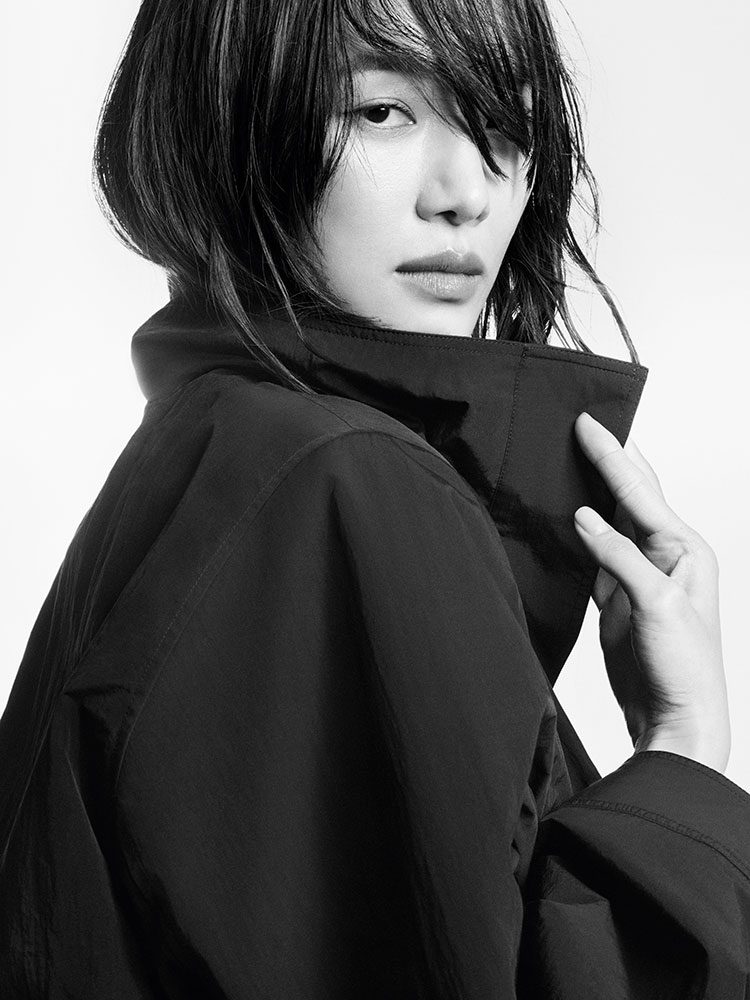 ナイロンファンネルネックジャケット